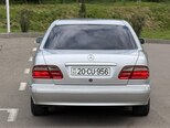 Mercedes E 240-8