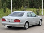Mercedes E 240-10