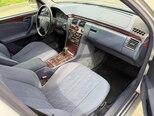 Mercedes E 240-14