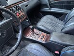 Mercedes E 300-8