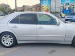 Mercedes E 200-7