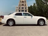 Chrysler 300C-2