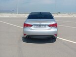 Hyundai Sonata-14