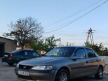 Opel Vectra-3