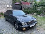 Mercedes E 240-5