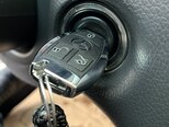 Mercedes E 240-13
