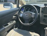 Nissan Tiida-9