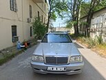 Mercedes C 200-1