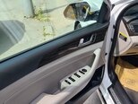 Hyundai Sonata-6