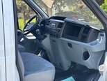 Ford Transit-9