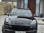 Porsche Cayenne-13