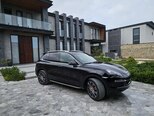 Porsche Cayenne-10