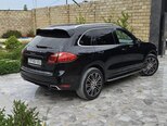 Porsche Cayenne-8
