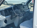 Ford Transit-9