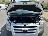 Ford Transit-13
