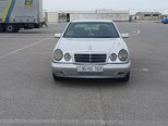 Mercedes E 280-1