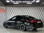 Mercedes E 300 e-5