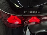 Mercedes E 300 e-15