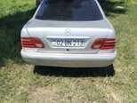 Mercedes E 230-2