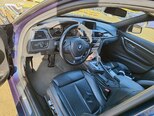 BMW 330e-13