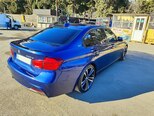 BMW 330e-11