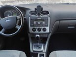 Ford Focus-13