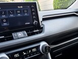Toyota RAV4-8