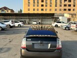 Toyota Prius-5