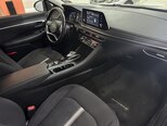 Hyundai Sonata-12