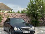 Mercedes E 220-4
