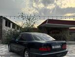 Mercedes E 220-2