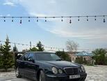 Mercedes E 220-3