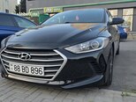 Hyundai Elantra-4