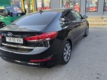 Hyundai Elantra-14