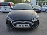 Hyundai Elantra-12