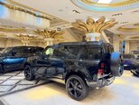 Land Rover Defender-6