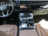 Audi Q7-8