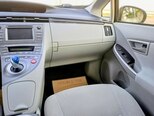 Toyota Prius-5