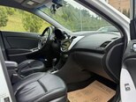 Hyundai Accent-10