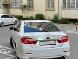 Toyota Camry-14