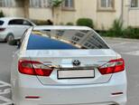 Toyota Camry-7
