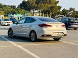 Hyundai Elantra-2