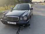 Mercedes E 200-2