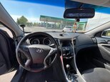 Hyundai Sonata-11