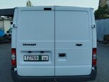 Ford Transit-10