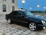 Mercedes E 240-8