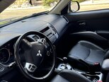 Mitsubishi Outlander-11