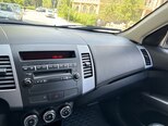 Mitsubishi Outlander-9