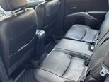 Mitsubishi Outlander-7