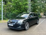 Toyota Avensis-2
